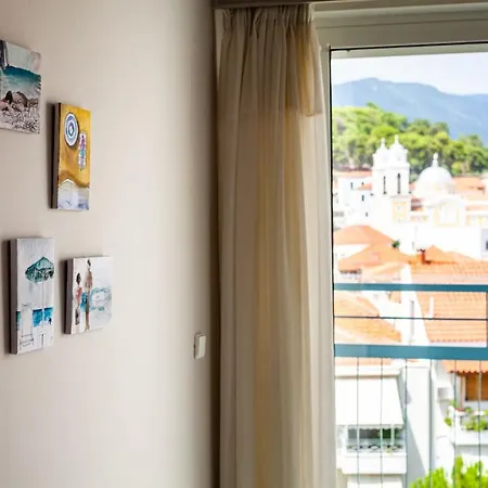 Old City - Minimal Urban Retreat Kalamata
