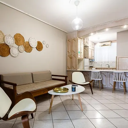Old City - Minimal Urban Retreat